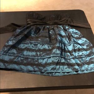 Black and blue strapless